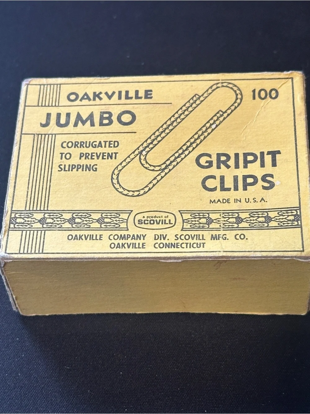 Vintage Oakville Jumbo Gripit Paperclips Box 76C Scovill Conn USA 1950s Retro